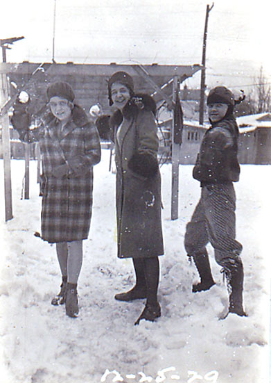 Anne, Ellen, and Bill (my father)