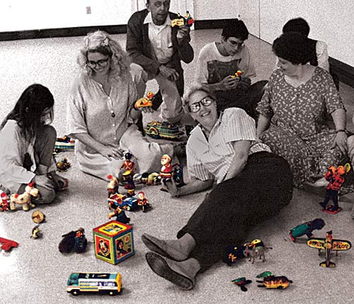 TIn toys reunion