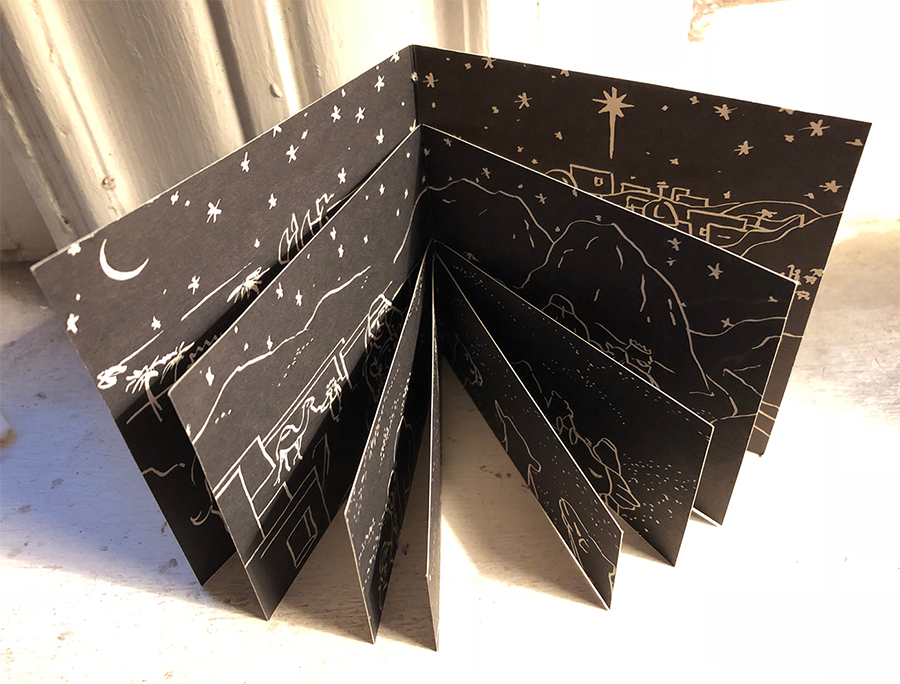 Photograph that shows how the book's pages are different heights.